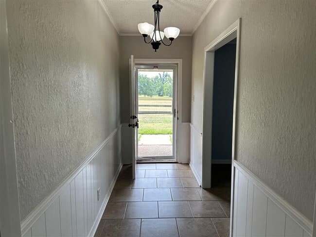 14508 Hwy 31 W