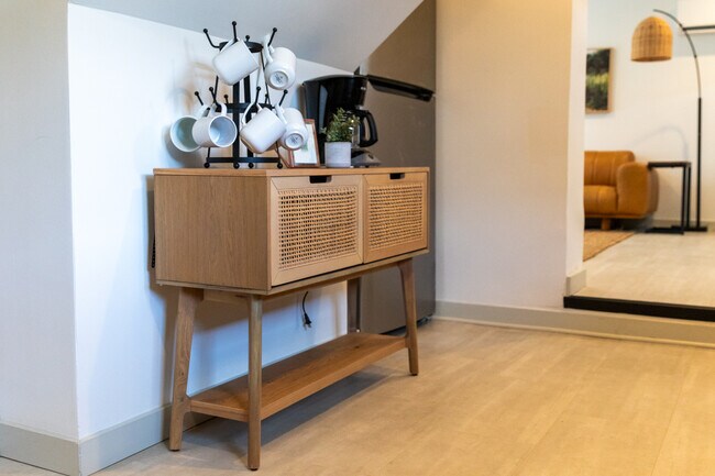 Ground Floor Model - Beverage Nook