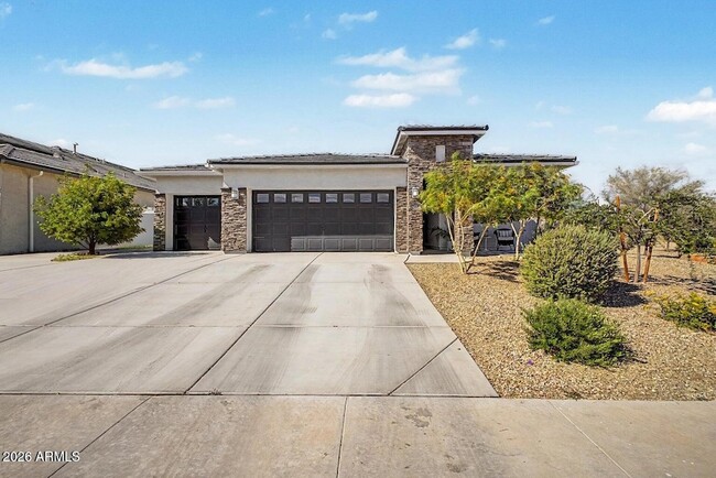 Building Photo - 24054 W Verlea Dr