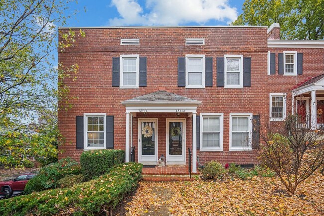 Your dream rental in Fairlington Village a... - Your dream rental in Fairlington Village a...