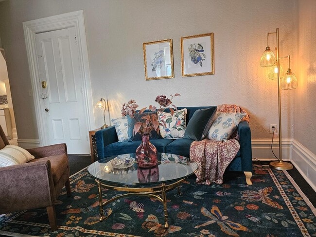 Photo - 127 Dawes Ave