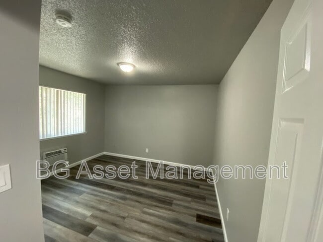 Photo - 2417 Northrop Ave Unidad 4