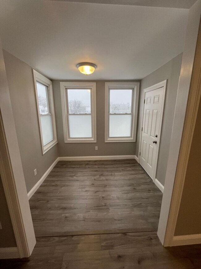 Photo - 66 Dalton St Unidad 2