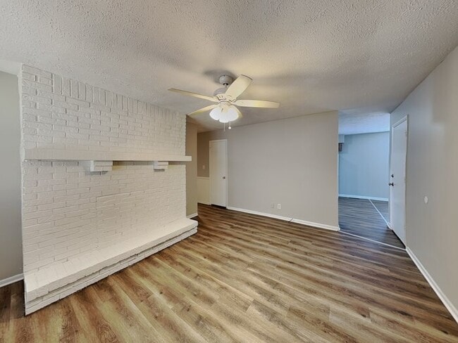 Photo - 3222 Tempe Dr