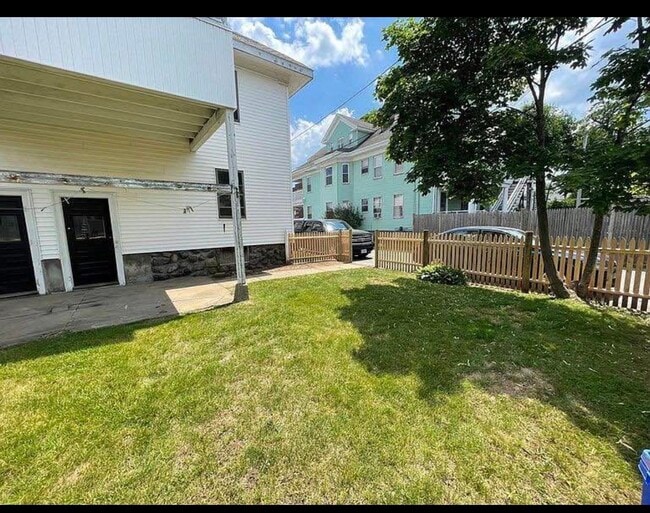 Photo - 20 Chapman St