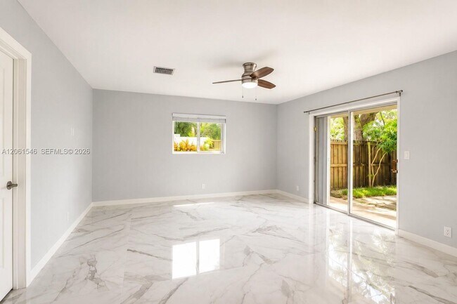 Photo - 2611 SW 13th Ave Unit 12