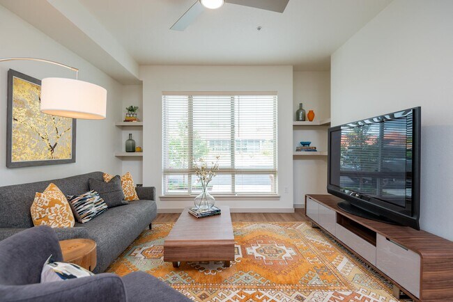 Windsor at Amberglen Apartments | Living Space