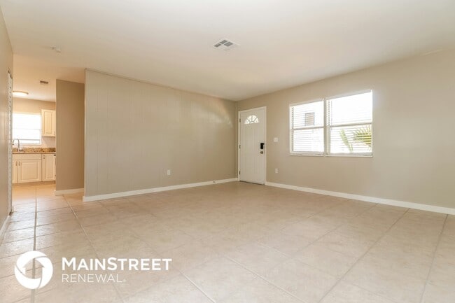 Photo - 9537 Groveland St