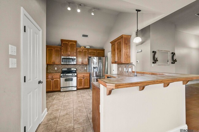 Photo - 41481 Hearthstone Ave