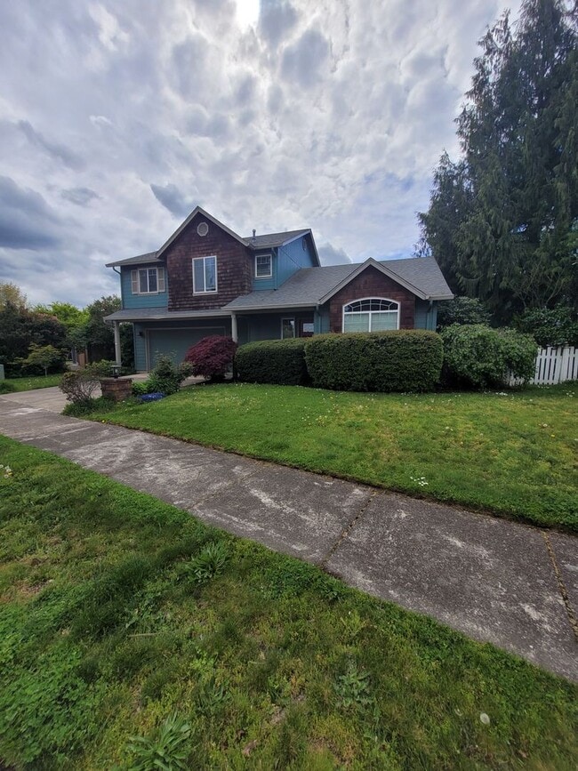 Photo - Charming and Spacious 3BB/2.5BA home for rent!  AVAILABLE NOW