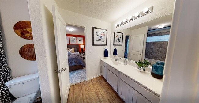 Photo - 1712 Boggy Crk Rnch Rd