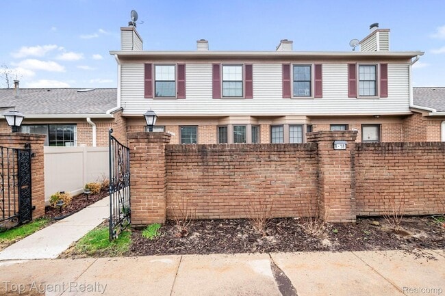 Photo - 38887 Country Cir