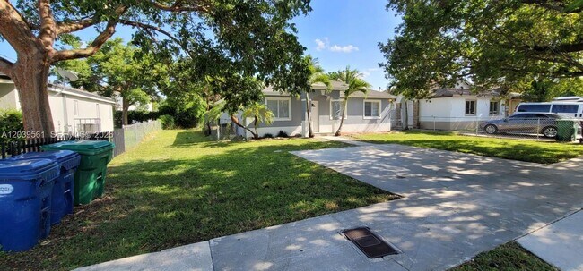 Photo - 10250 SW 173rd Terrace