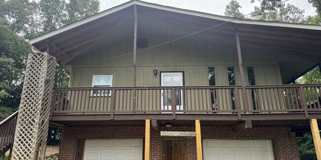 4000 A East North Street - 4000 A East North Street Casa