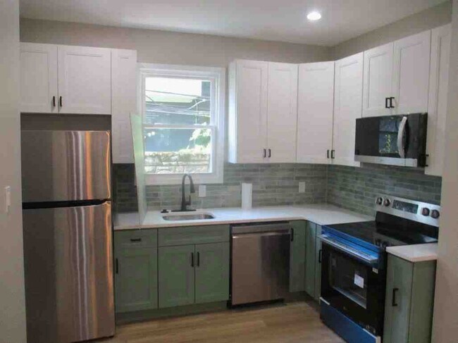 Photo - 2418 W Norris St