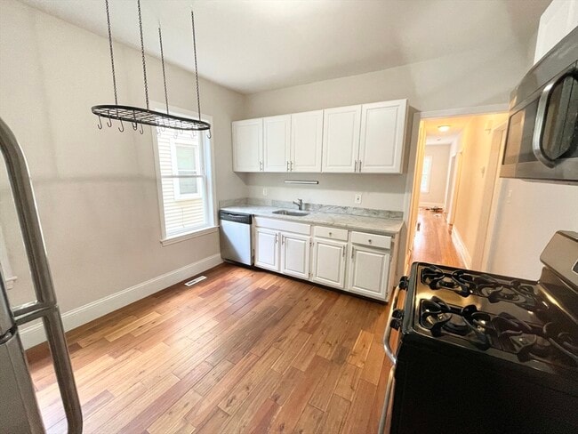 Photo - 26 Taft St Unit 1