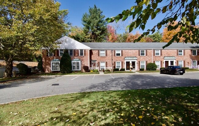Photo - 20 Smithfield Ct Unit 20