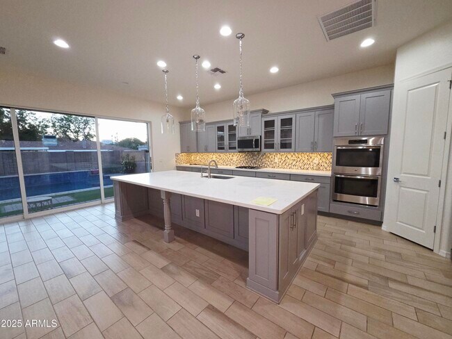 Photo - 4522 N 29th St