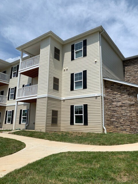 Lyndon Square Senior Apartments