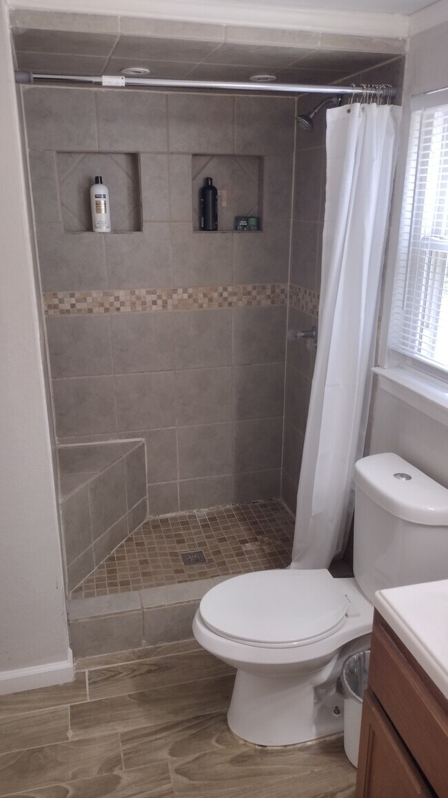 Photo - 334 Ridgewood Dr