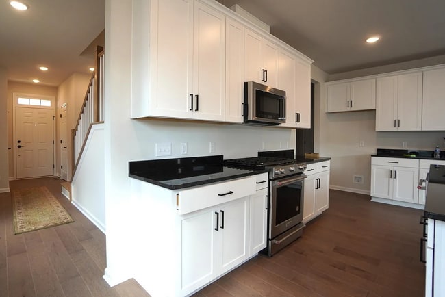 Photo - 612 America Dr