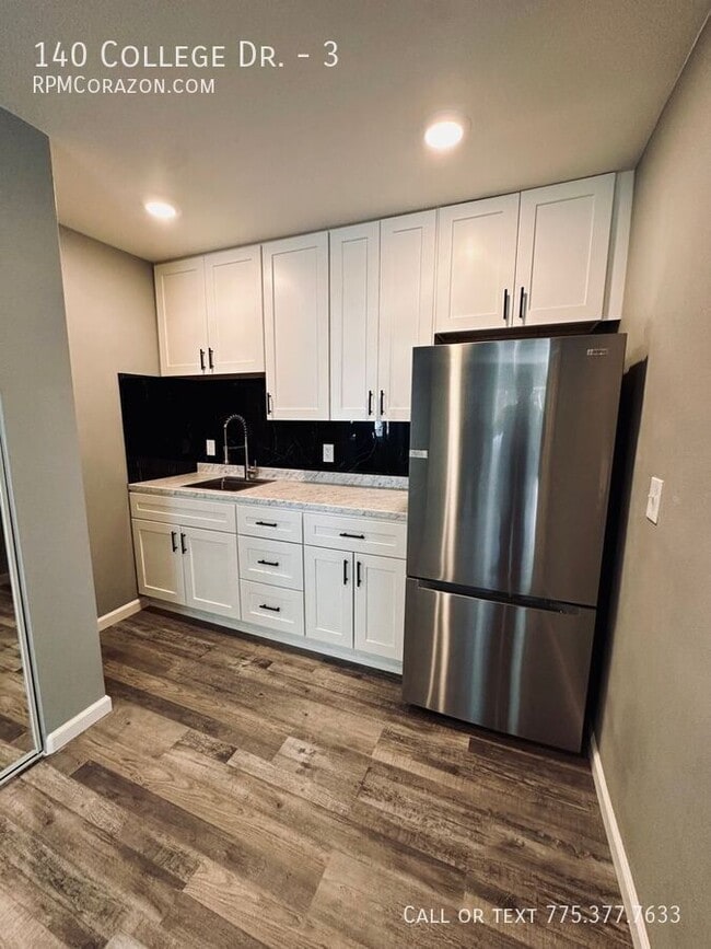 Photo - 140 College Dr Unit 3