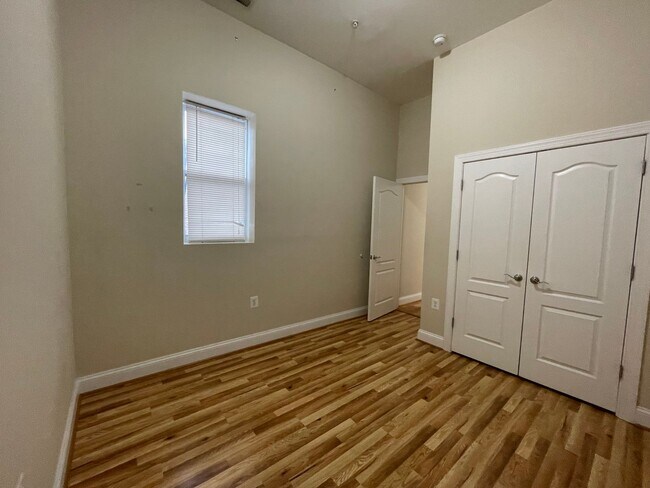 Photo - 1319 Park Rd NW Unidad 401