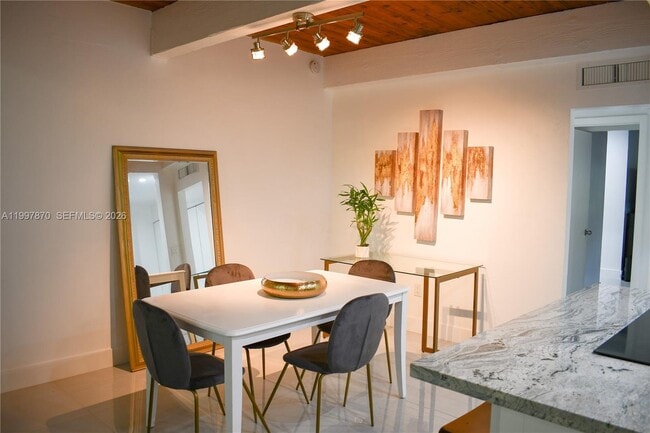 Photo - 19420 NE 26th Ave