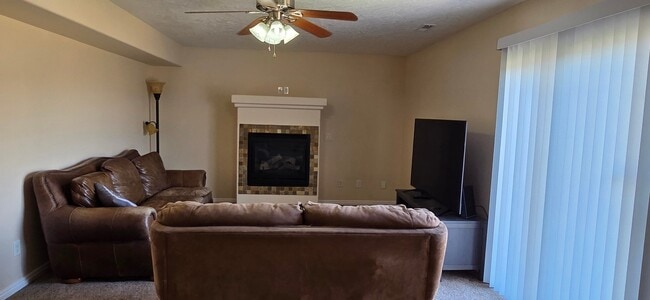 Photo - 3342 W 400 N