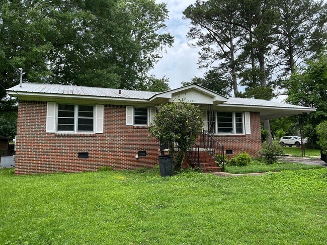 Building Photo - Guntersville, AL Home for Rent!