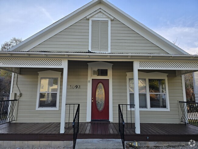 Building Photo - 1092 S Main St Rental