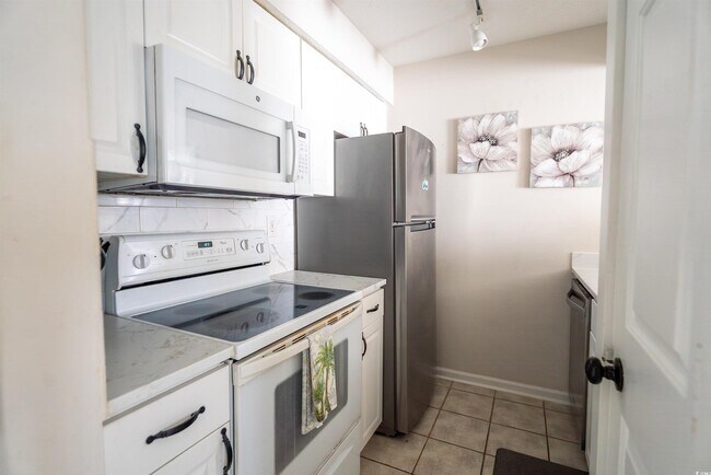 Photo - 4715 Cobblestone Dr