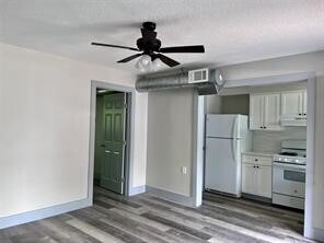 Photo - 8335 Bonner Dr Unidad 3