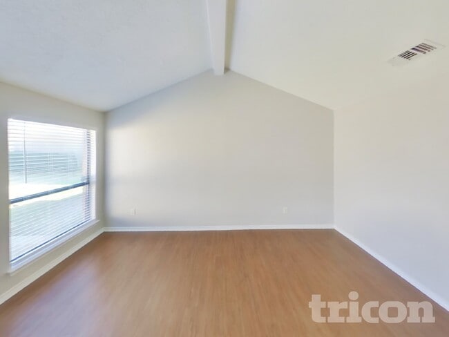 3112 Glenview