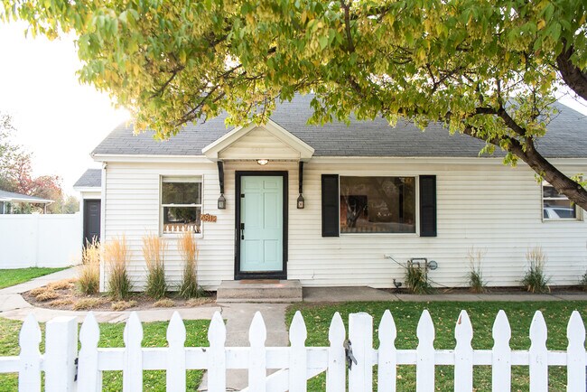 Photo - 6812 Voyager Pl