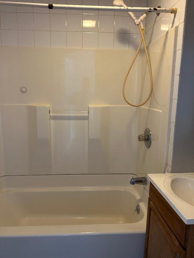 Photo - 80 Cochran St Unit 3 L