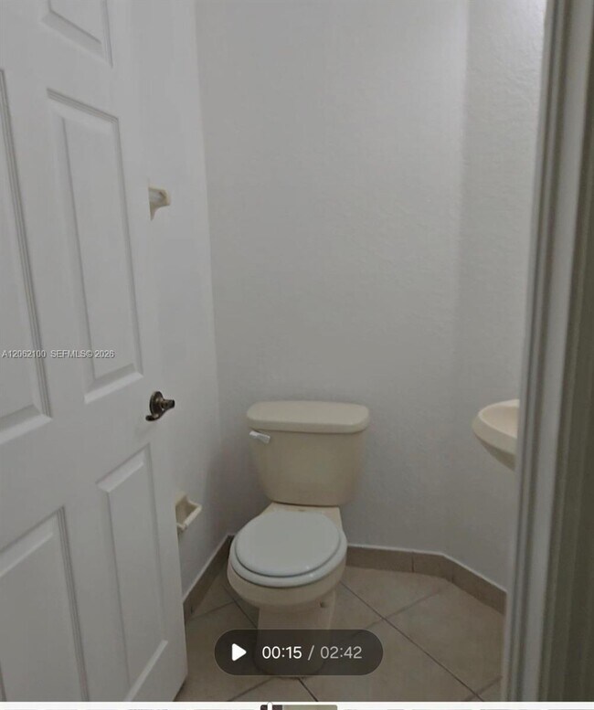 Photo - 4917 SW 141st Ave Unit 4