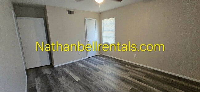 Photo - 2340 Beverly Dr