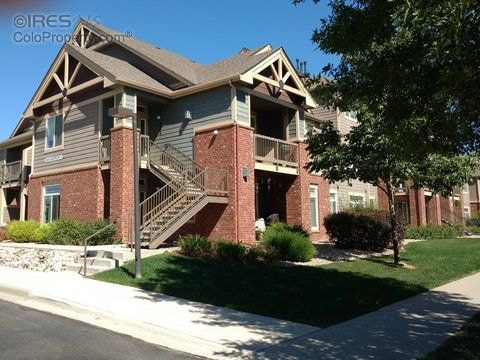 Building Photo - 2445 Windrow Dr