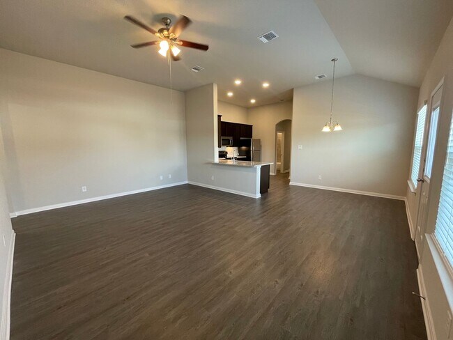Photo - Luxury 3/2 Duplex in Seguin, Texas (Navarro ISD)
