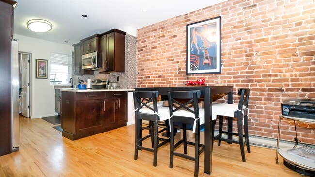 Photo - 134 Garden St Unit 2