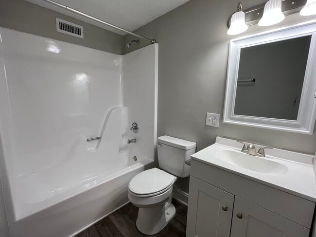 Sharp's Ridge 1x1 - Rand at Sharps Ridge