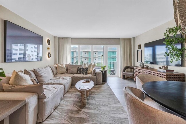 Photo - 340 Sunset Dr Unidad 505
