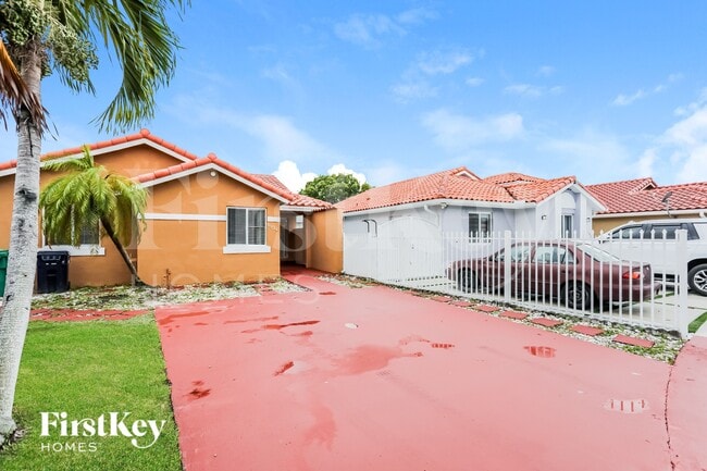 Photo - 1934 SW 123rd Ave