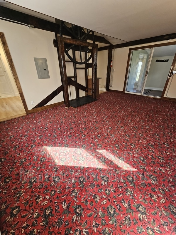 Photo - 328 Browns Trce