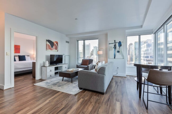 Photo - 100 Pier 4 Blvd. Unit SI FL14-ID1375251P