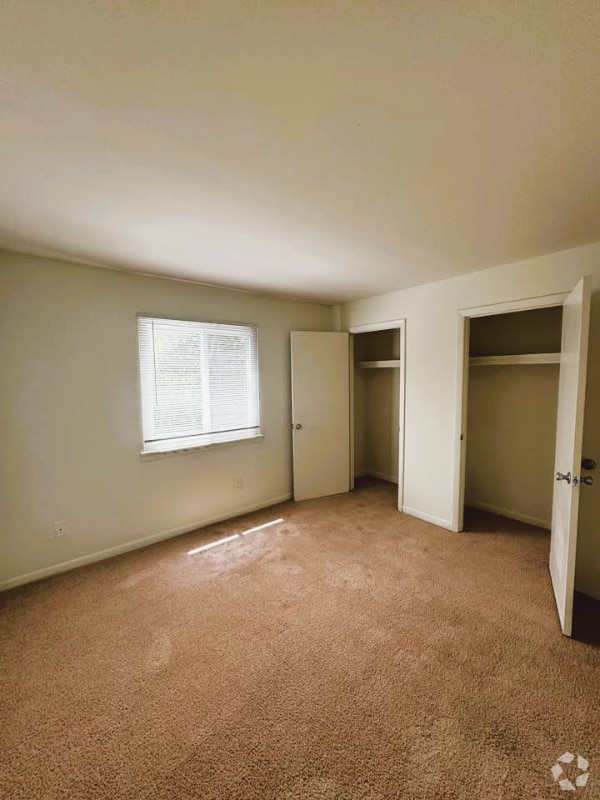 Building Photo - 600 Reusens Rd Rental