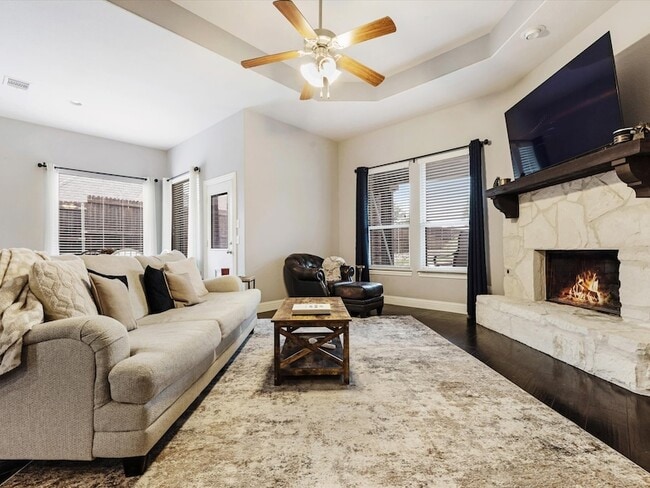 Photo - 3608 Fordham St