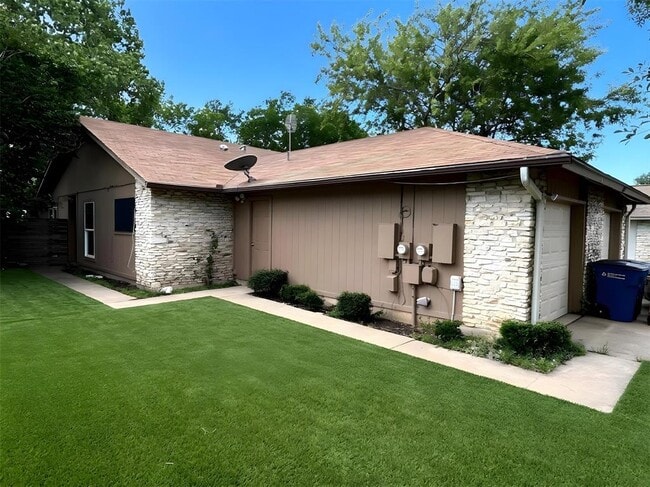 Building Photo - 7600 St Amant Pl