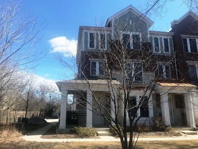 Photo - 2102 S Crambourne Way Townhome